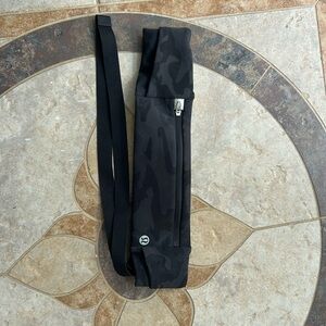 Lululemon running belt